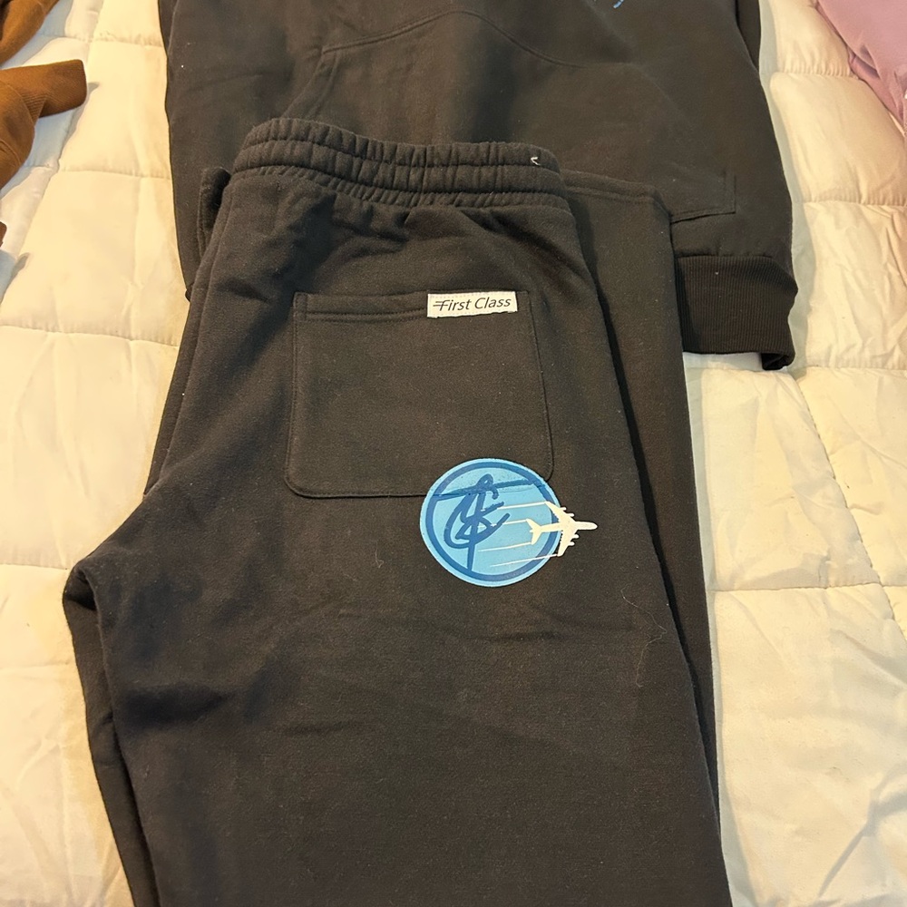 Totes&carry jogger suit